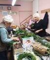 �lanice ro�nodelske sekcije pri izdelavi adventnih ven�kov